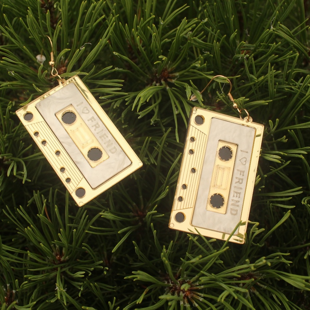 NEW Acrylic Cassette Tape fun retro gold Earrings - Picture 4 of 8